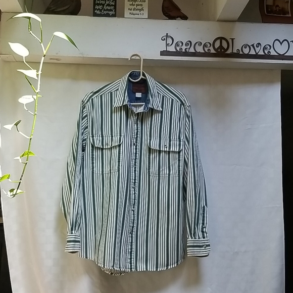 Wrangler Other - 🗯HP🗯WRANGLER RUGGED WEAR STRIPED SHIRT